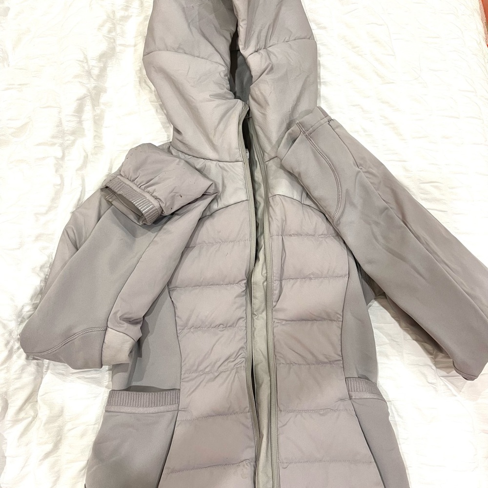Lululemon grayish purple puffer jacket
